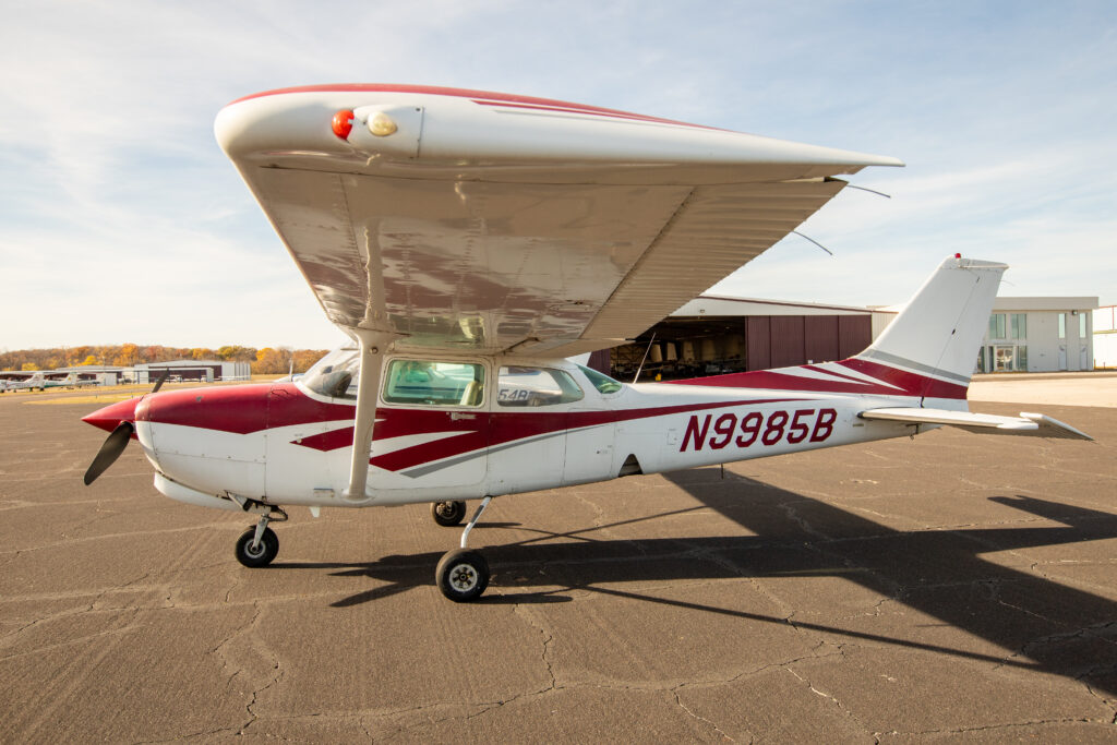 1982 Cessna 172RG Cutlass photo 1