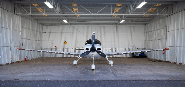 Aircraft Broker vs Direct Seller